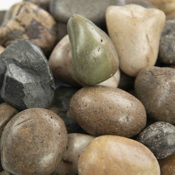 Msi Mixed Polished 0.5 Cu. Ft . 3 Cm To 5 Cm Mixed Polished Pebbles. 40 Lb. Bag, 55PK ZOR-LSC-0146P - main